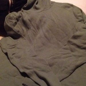 Hardly worn wool turtleneck by Bennetton